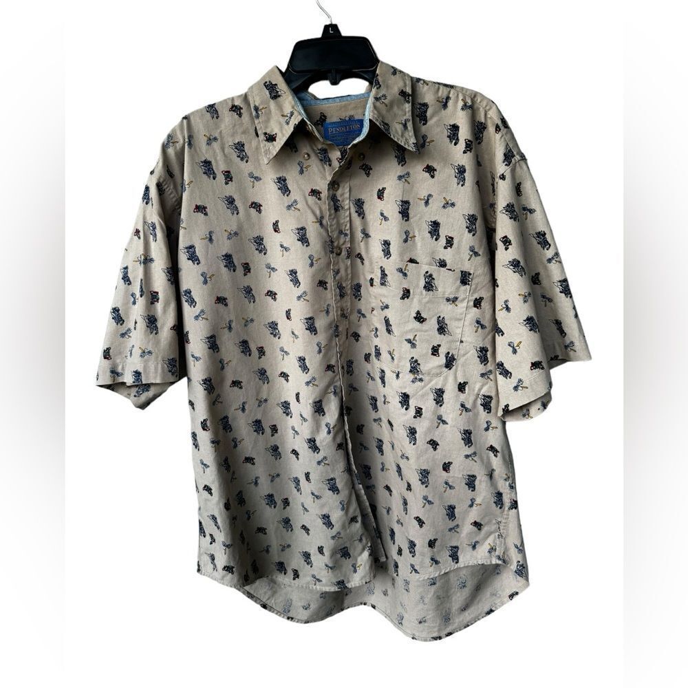 Pendleton Short Sleeve button down shirt Men’s Size Large Fly Fishing